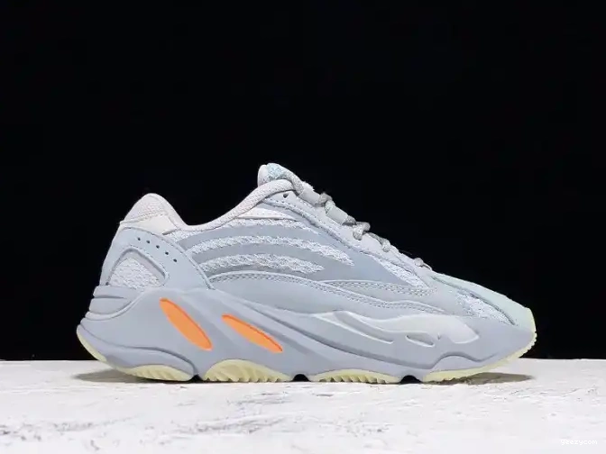 Boost Yeezy 'Inertia' 700 V2 Adidas FW2549 0629